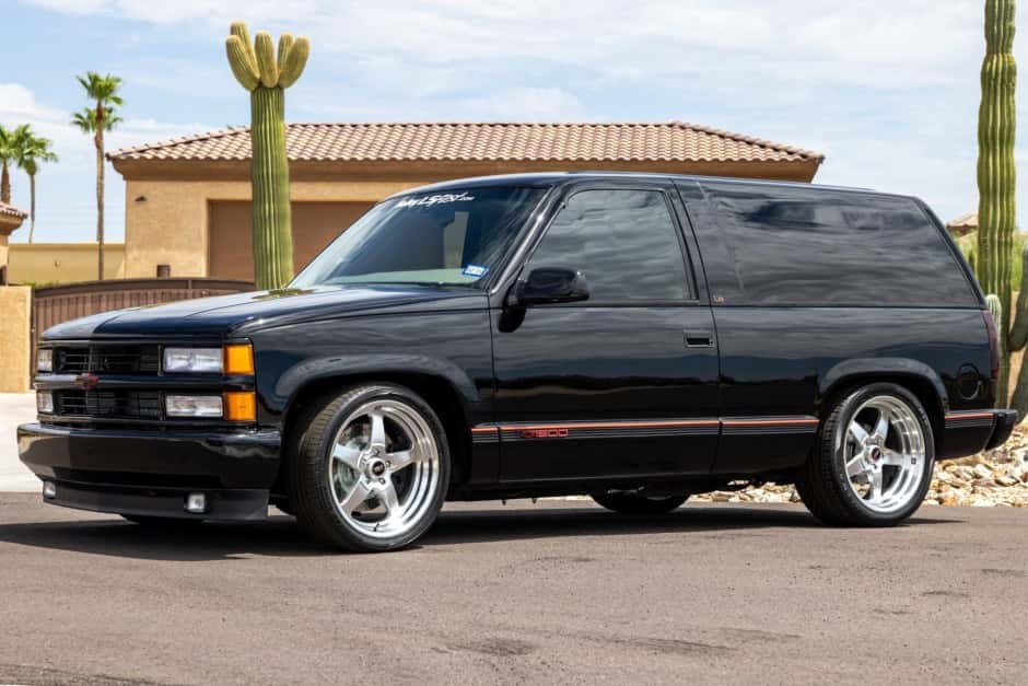 1999 Chevrolet Tahoe GMT400 sold for $0