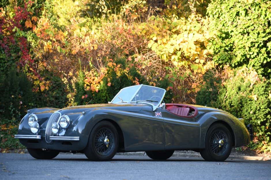 1953 Jaguar XK120 sold for $85,000