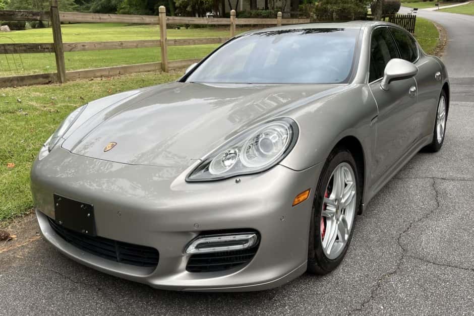 2010 Porsche Panamera sold for $20,777