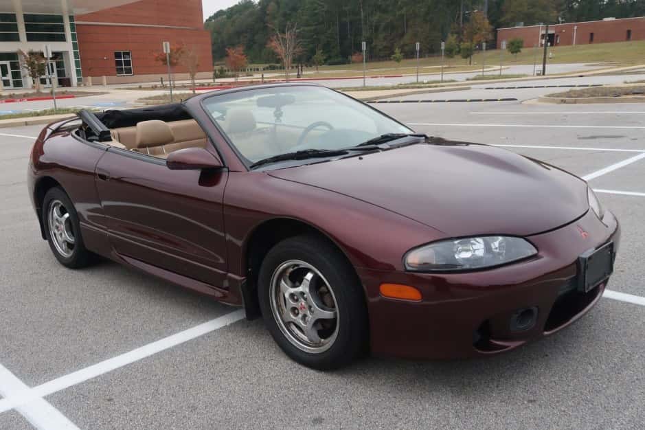 1999 Mitsubishi Eclipse, Eagle Talon, & Plymouth Laser sold for $6,900