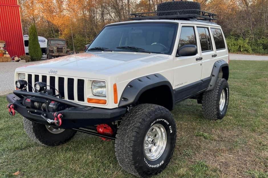 2001 Jeep XJ Cherokee sold for $30,000
