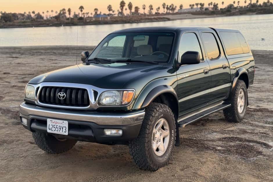 2001 Toyota Tacoma (N1X0 1995-2005) sold for $10,250