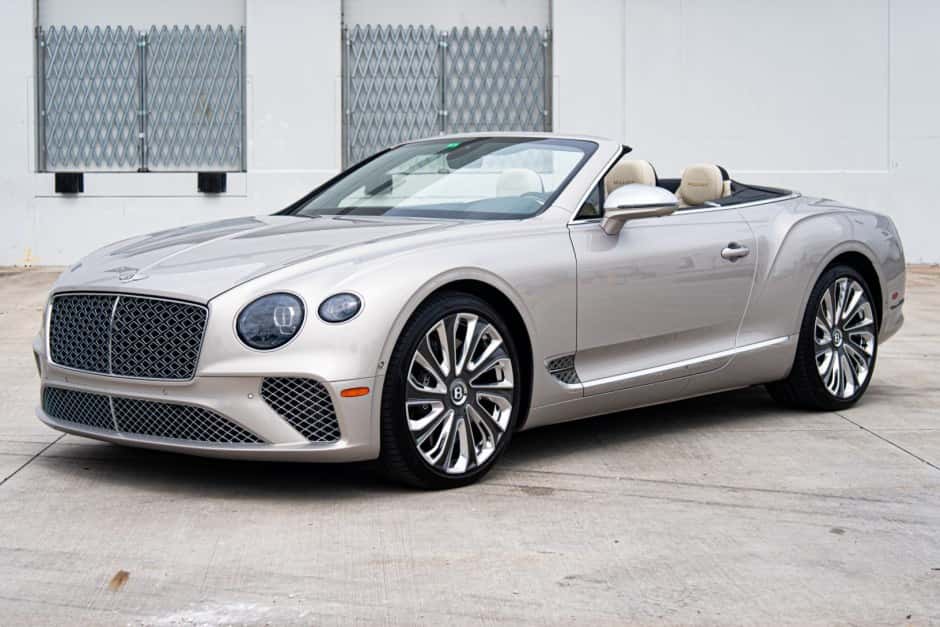 2021 Bentley Continental GT sold for $205,000