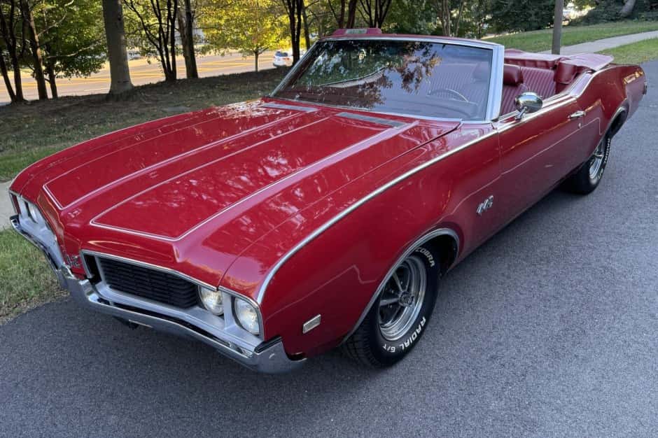 1969 Oldsmobile 442 sold for $37,750