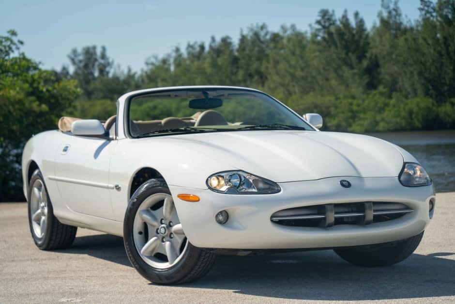 1997 Jaguar XK8 sold for $10,200