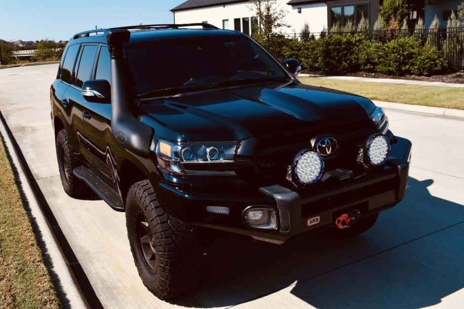 2021 Toyota Land Cruiser 200-Series sold for $81,000