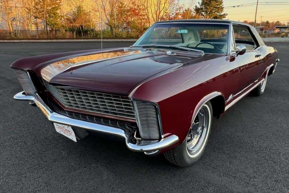 1965 Buick Riviera sold for $34,250