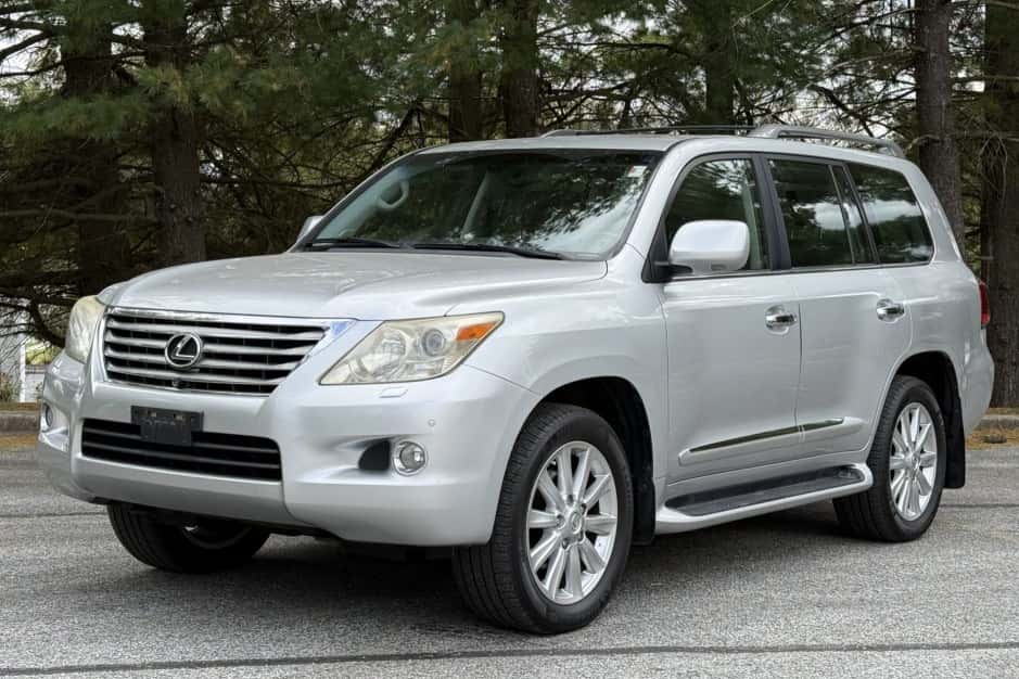 2008 Lexus LX570 sold for $15,120