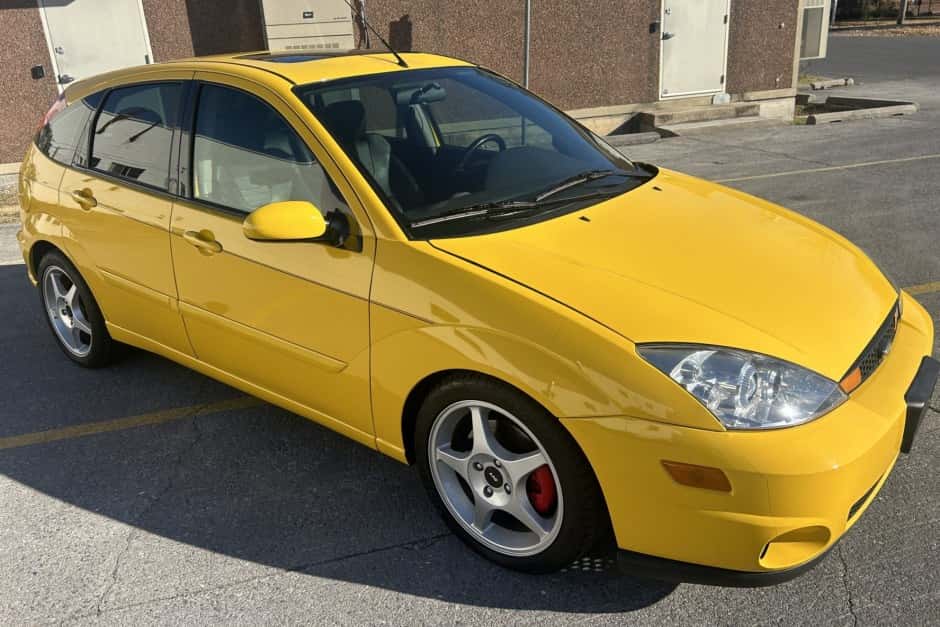 2004 Ford Focus sold for $8,300