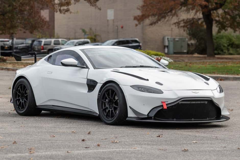 2023 Aston Martin V8 Vantage (2006+) sold for $125,000