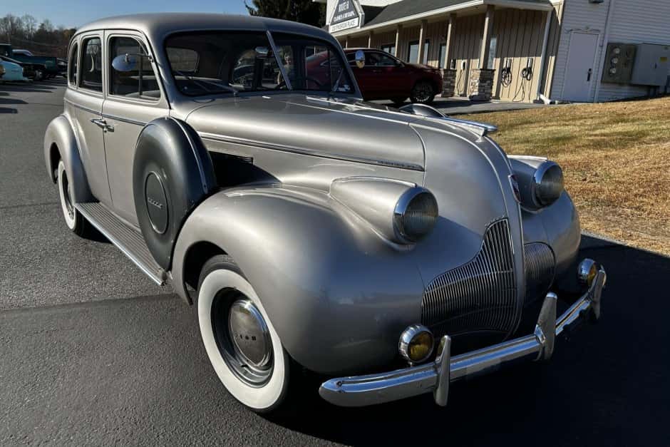 1939 Buick Special sold for $7,900