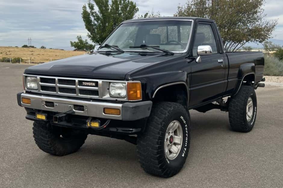 1986 Toyota Pickup (N50/N60/N70 1984-1988) sold for $10,250
