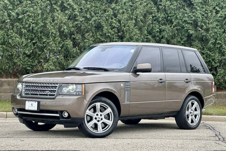 2010 Land Rover Range Rover L322 sold for $24,750