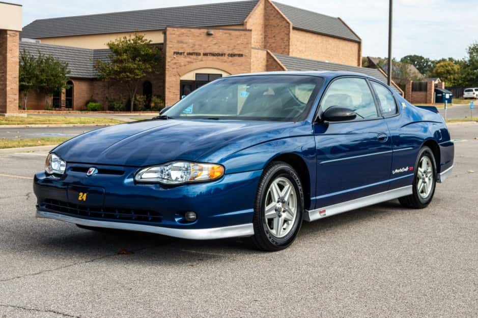 2003 Chevrolet Monte Carlo sold for $11,500