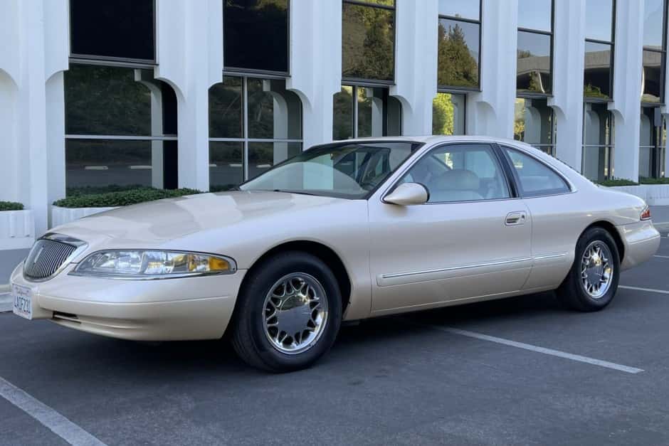 Lincoln Mark VIII classic car