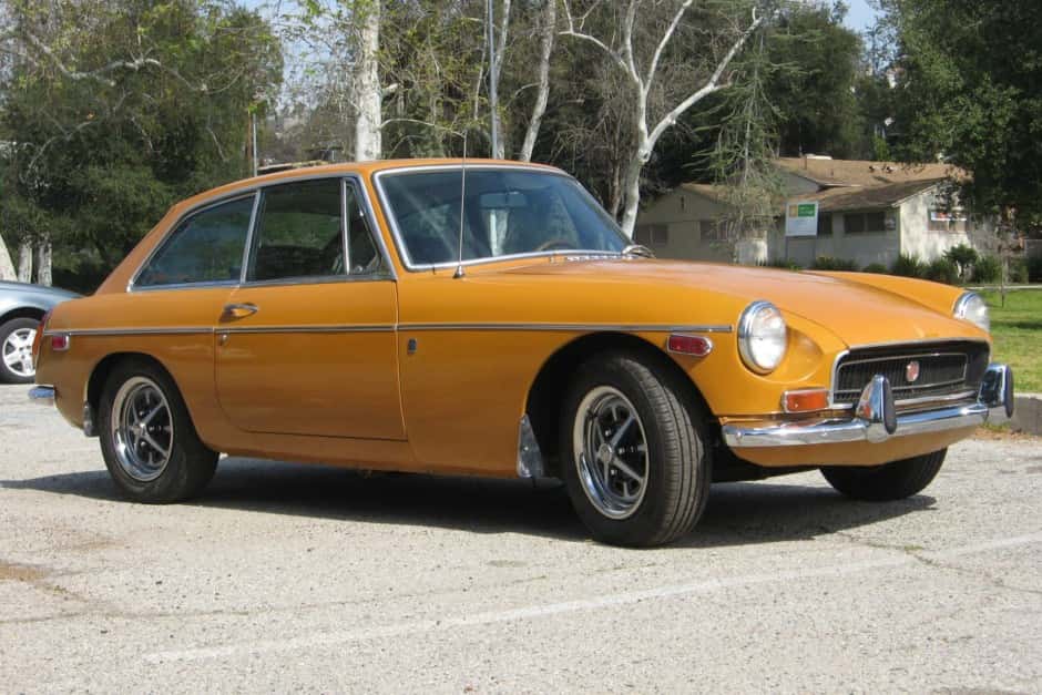 1971 MG MGB sold for $6,900