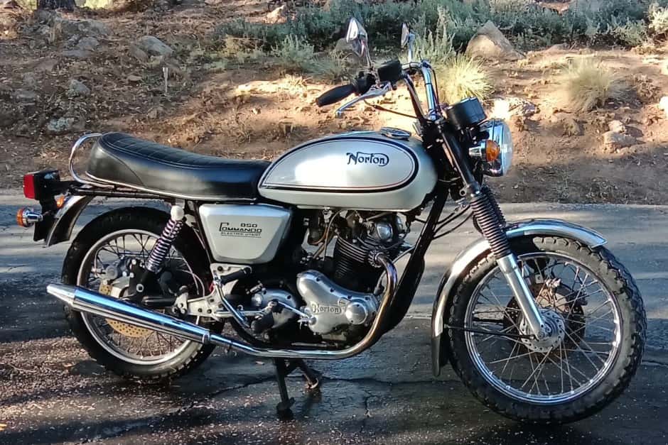 1976 Norton Commando sold for $7,300