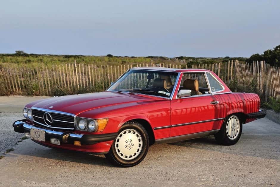 1988 Mercedes-Benz R107 SL sold for $24,250