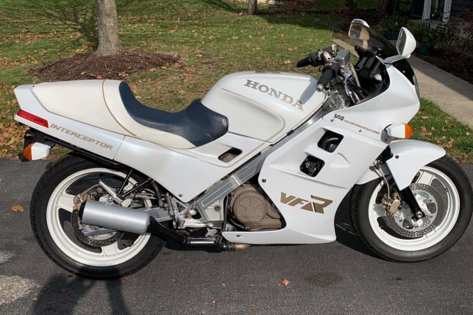 1986 Honda VF & VFR sold for $3,700
