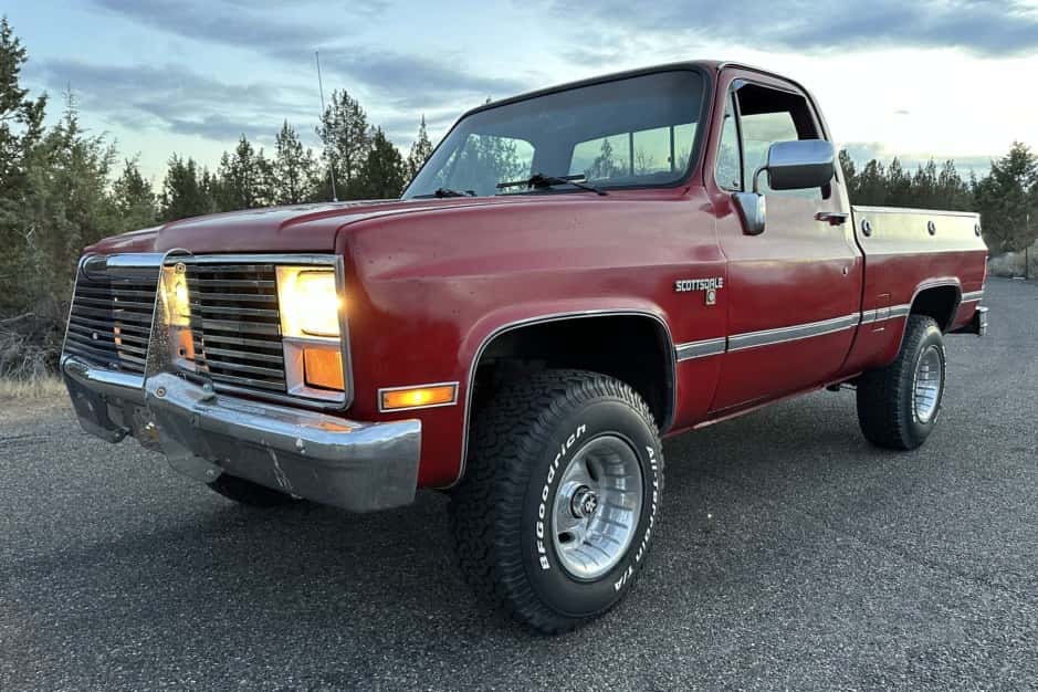 1984 Chevrolet C/K (1973-1991) sold for $18,250