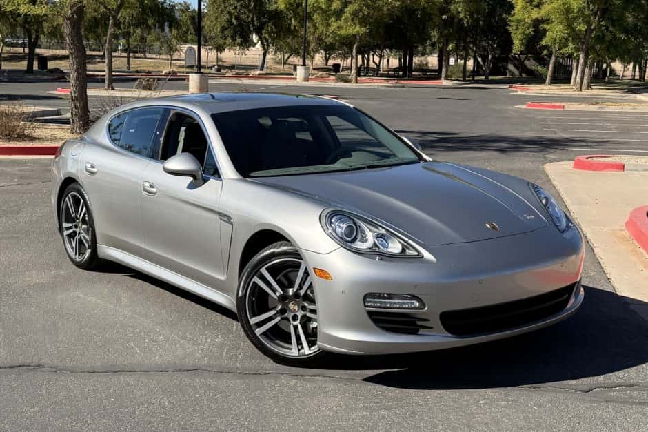 2012 Porsche Panamera sold for $26,250