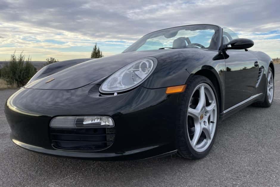 2006 Porsche 987 Boxster sold for $15,250