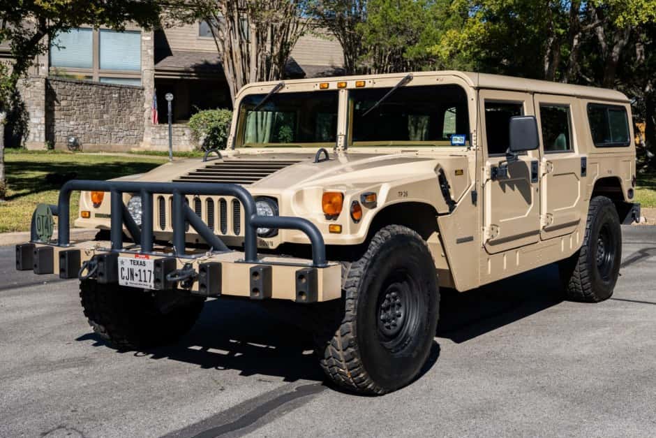 1994 Hummer H1 sold for $49,000
