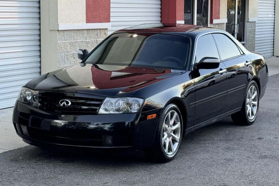 2004 Infiniti  sold for $12,000