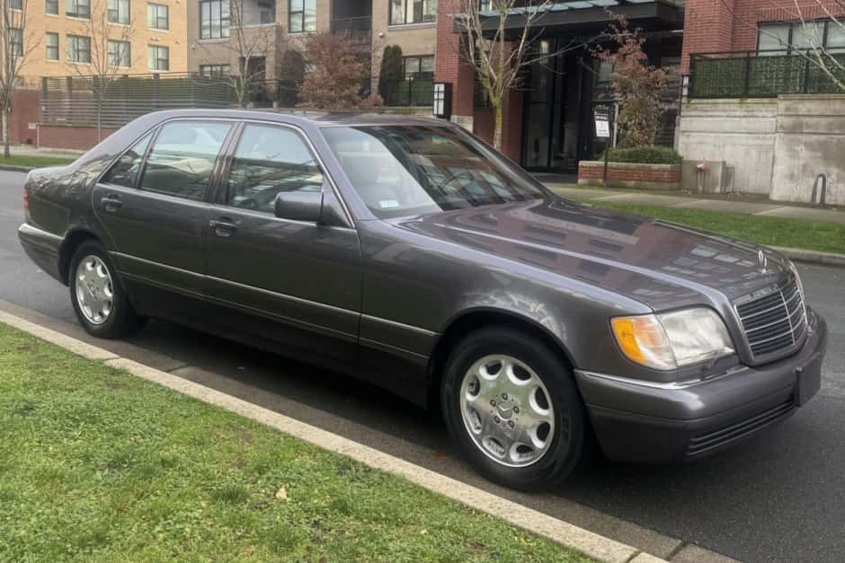 1995 Mercedes-Benz W140 S-Class sold for $4,900