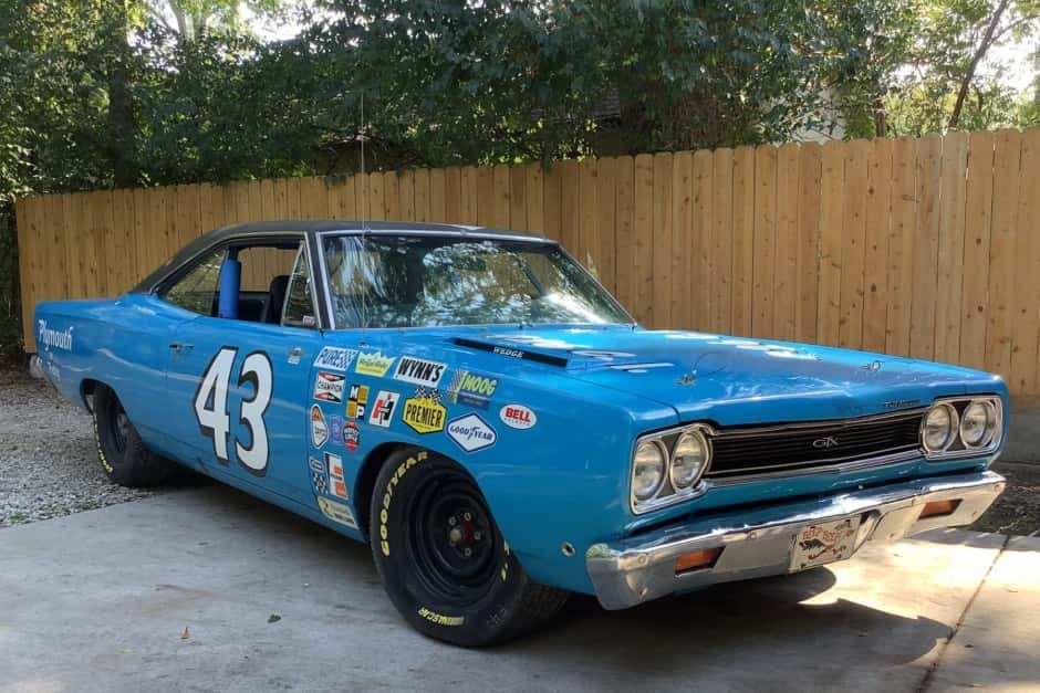 1968 Plymouth GTX sold for $28,500