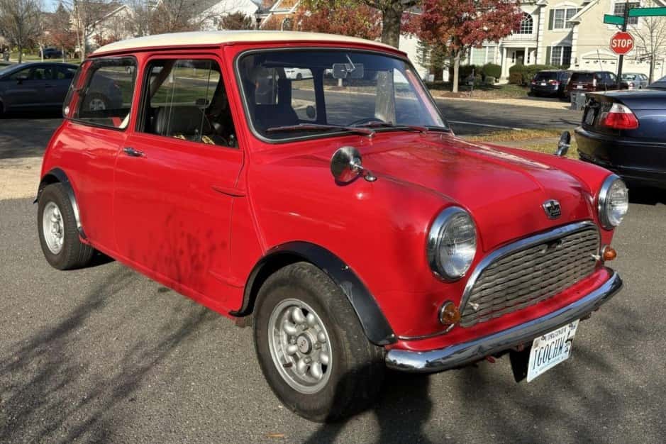 1967 Mini Mk I & Mk II sold for $19,000