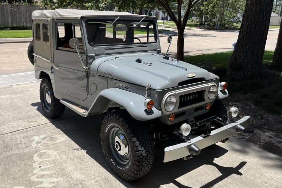 1966 Toyota Land Cruiser FJ40 sold for $36,500