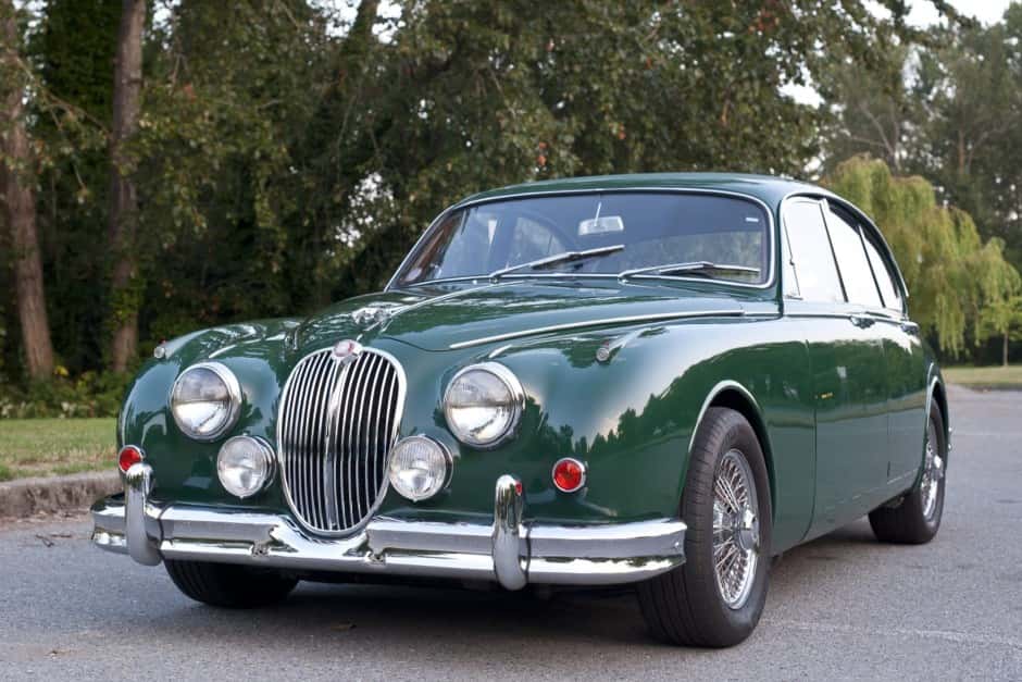 1961 Jaguar Mk II sold for $30,000