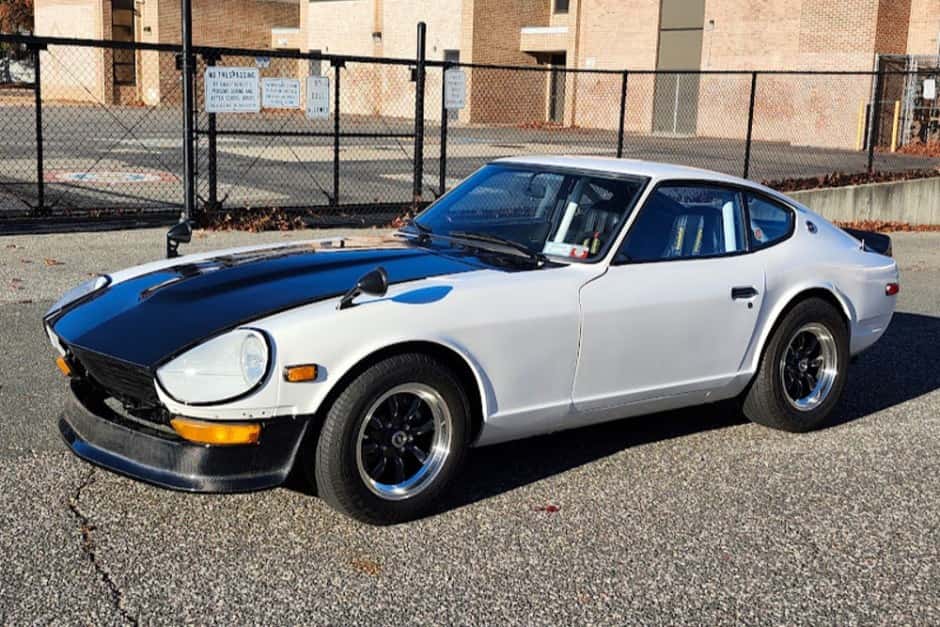 1974 Datsun 260Z sold for $14,500