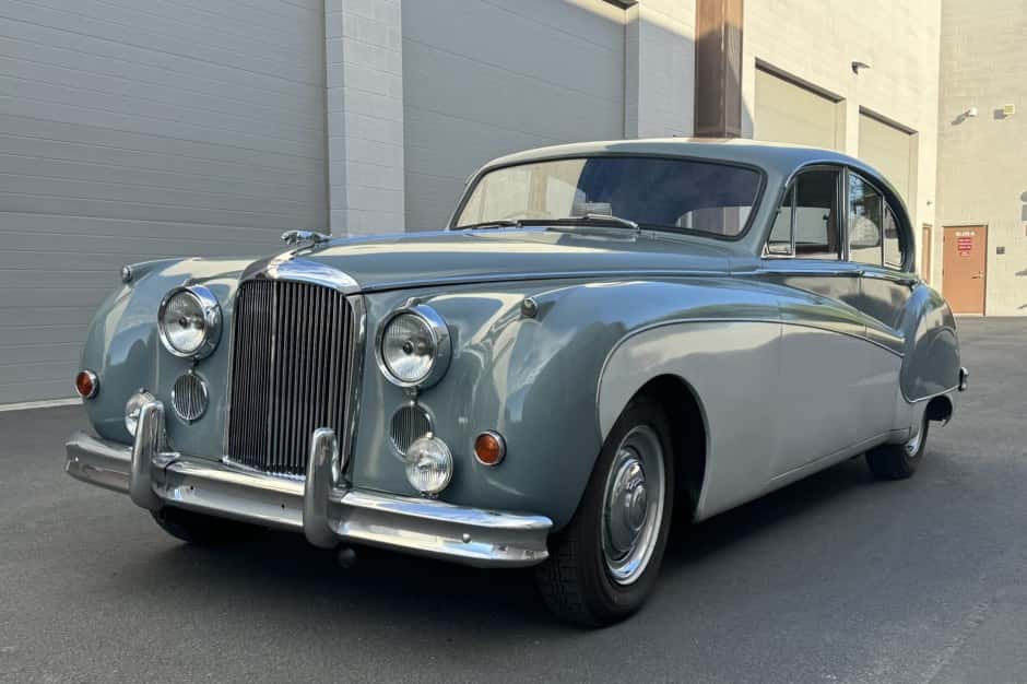 1960 Jaguar Mk VII, VIII, & IX sold for $20,000