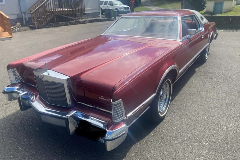 1976 Lincoln Continental Mark IV (1972-1976) sold for $7,200