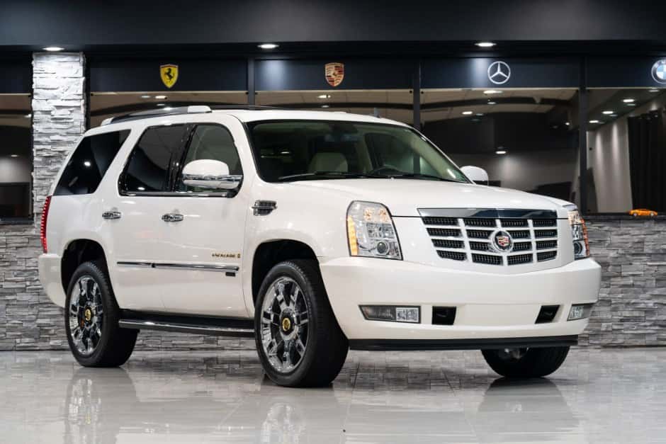 2007 Cadillac Escalade & EXT GMT900 (2007-2014) sold for $42,500