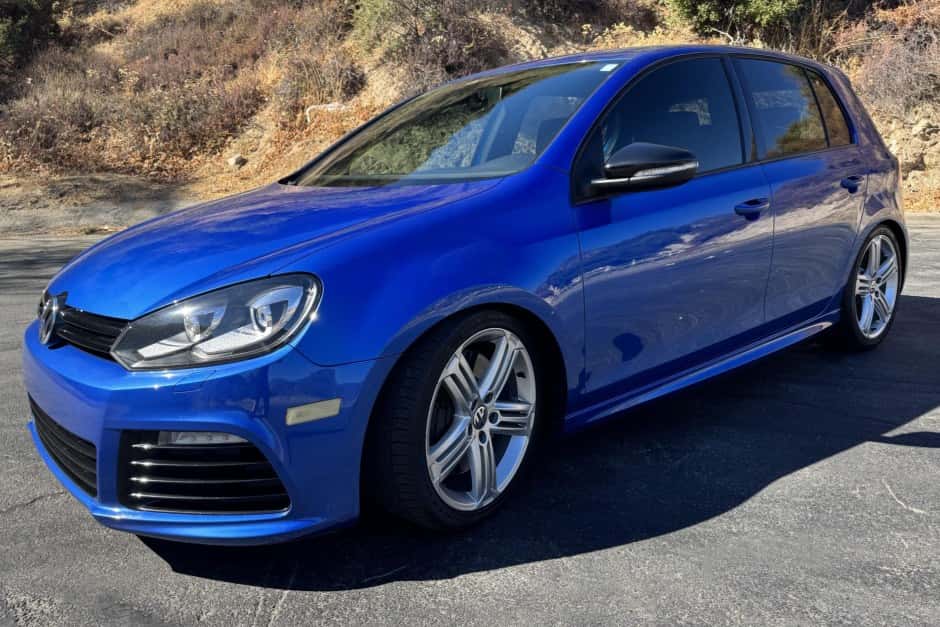 2013 Volkswagen Golf R sold for $20,250