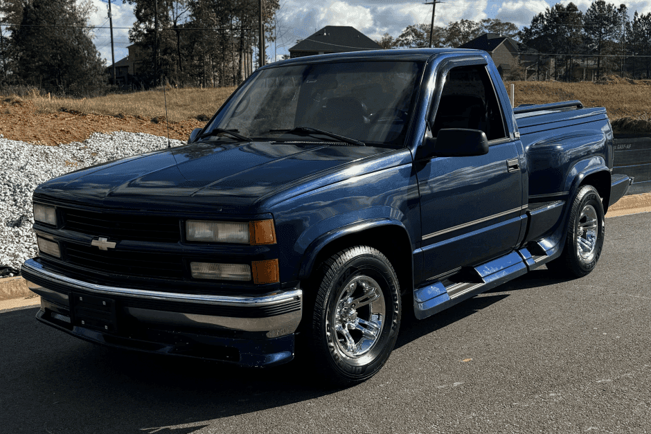 1995 Chevrolet C/K GMT400 (1988-2002) sold for $9,800