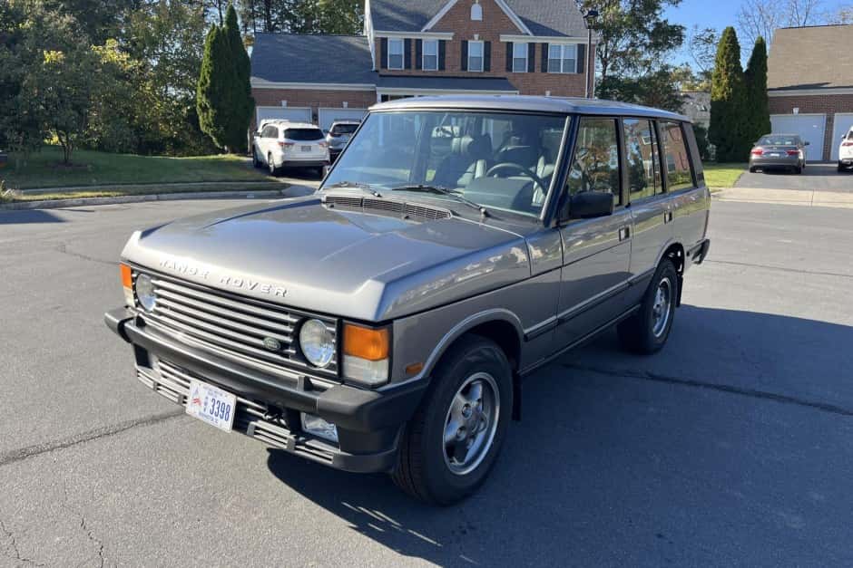 1992 Land Rover Range Rover Classic sold for $28,000