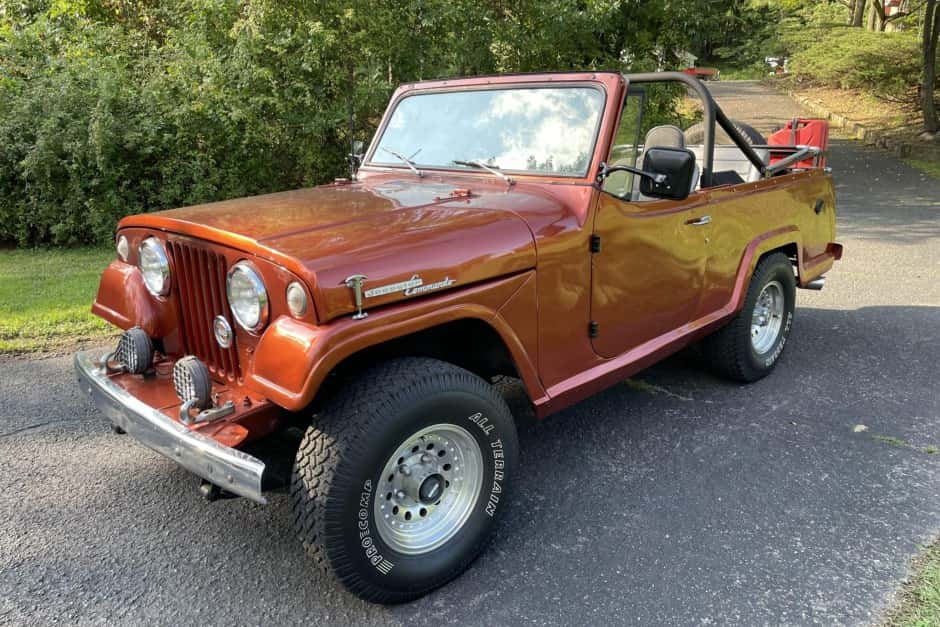 1969 Jeep Jeepster Commando sold for $15,500