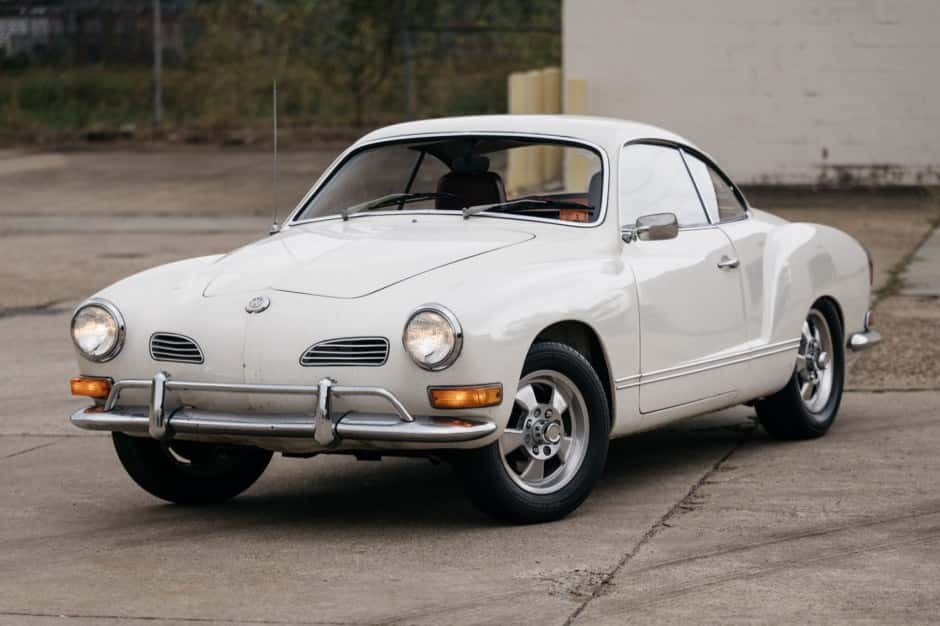 1970 Volkswagen Karmann Ghia sold for $15,500