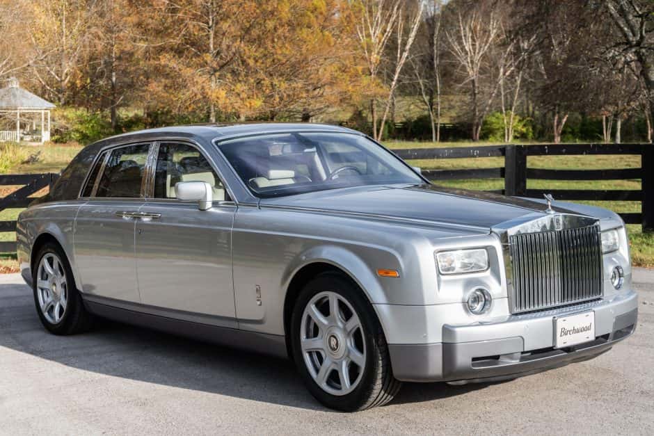 2009 Rolls-Royce Phantom VII & VIII sold for $85,000