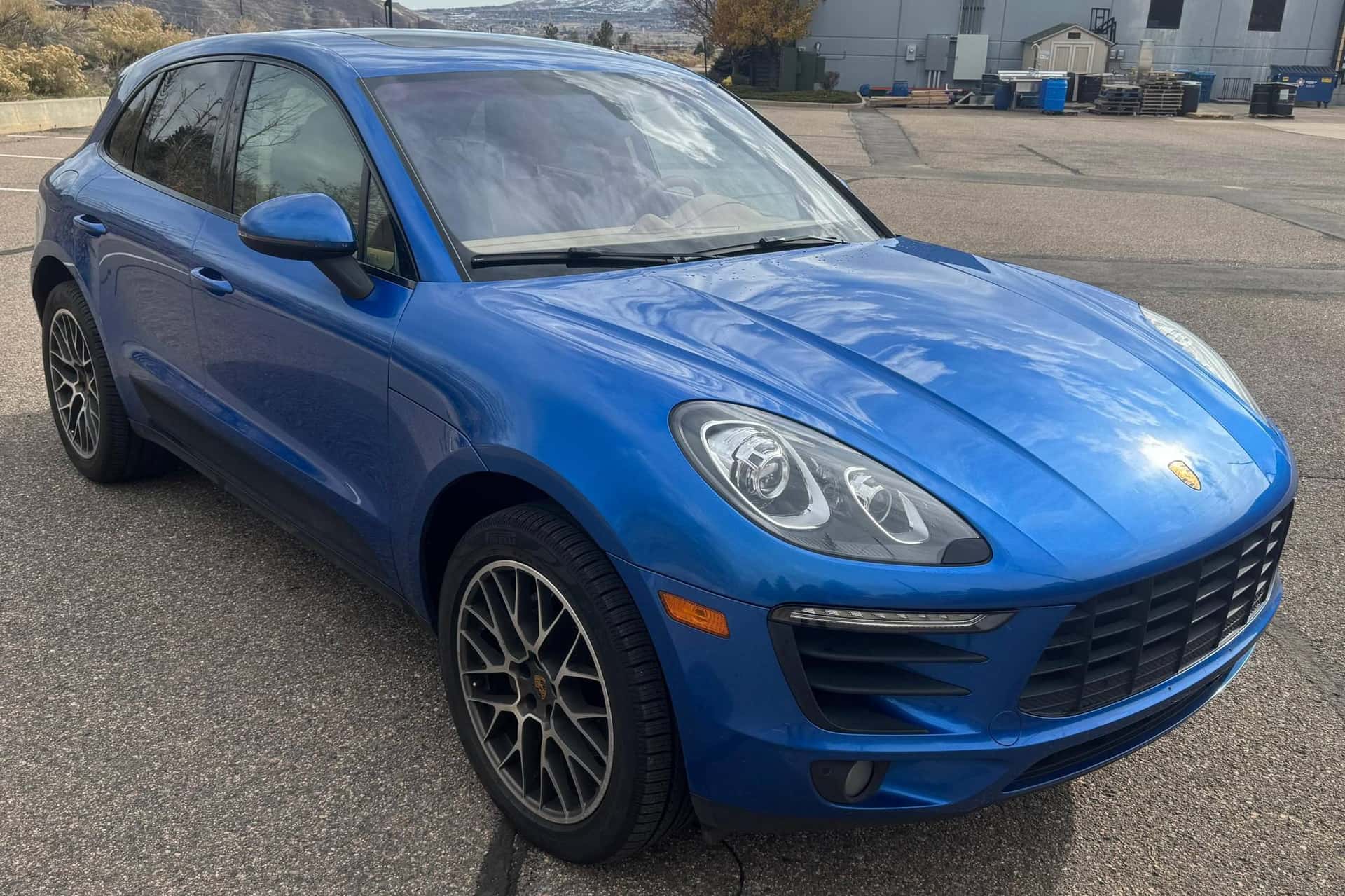 2015 Porsche Macan sold for $16,750
