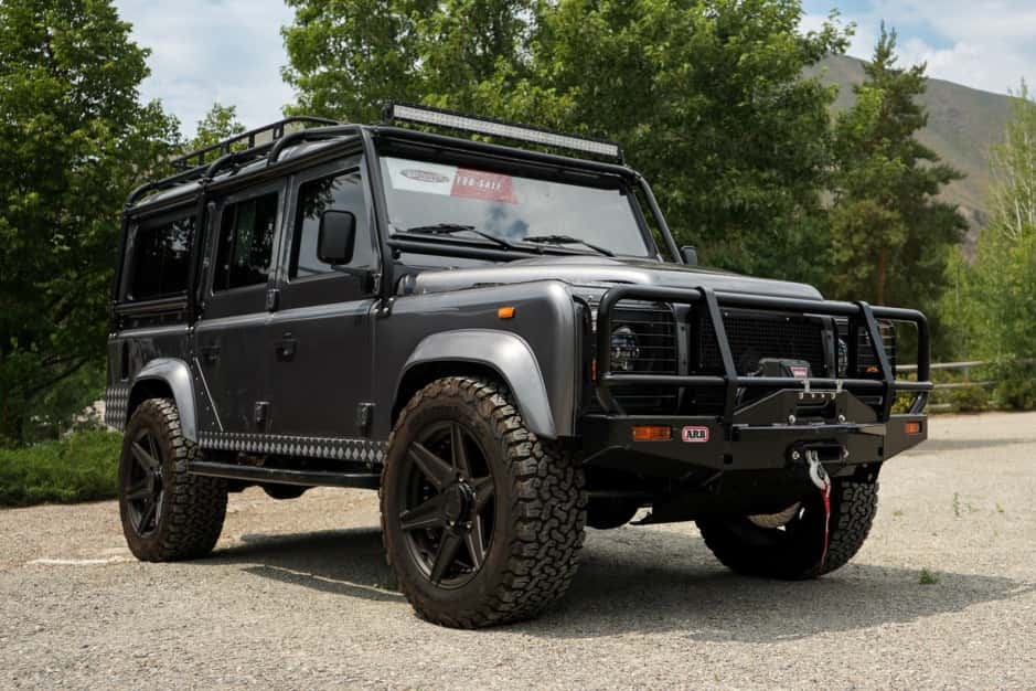 1983 Land Rover 110 / Defender 110 (Euro Spec) sold for $105,000