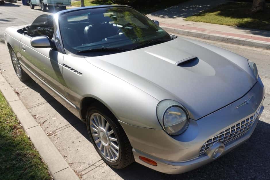 2004 Ford Thunderbird (2002-2005) sold for $7,300