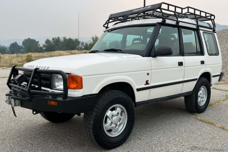 1995 Land Rover Discovery sold for $14,500