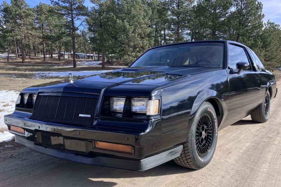 1985 Buick Regal sold for $11,000