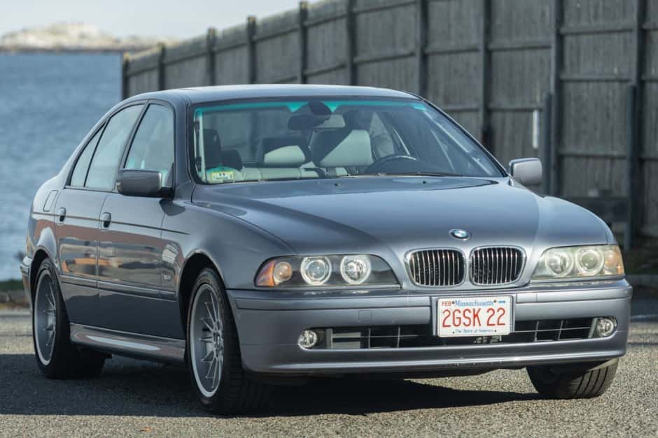 2002 BMW E39 5-Series sold for $11,000
