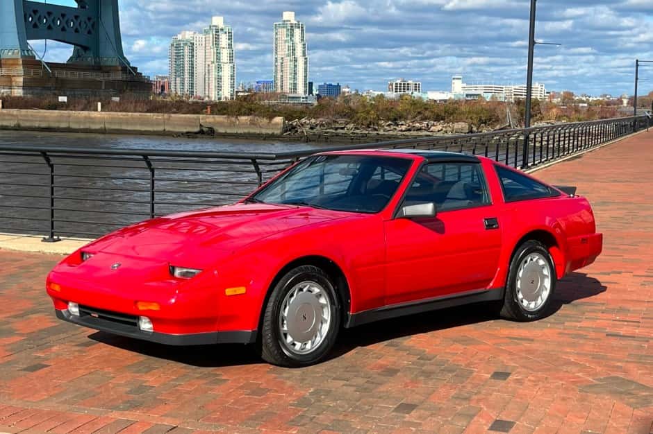 1988 Nissan Z31 300ZX sold for $21,000
